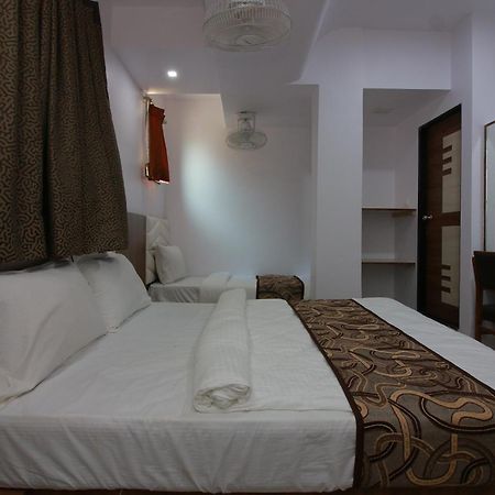 Hotel Apex Нави Мумбаи Экстерьер фото