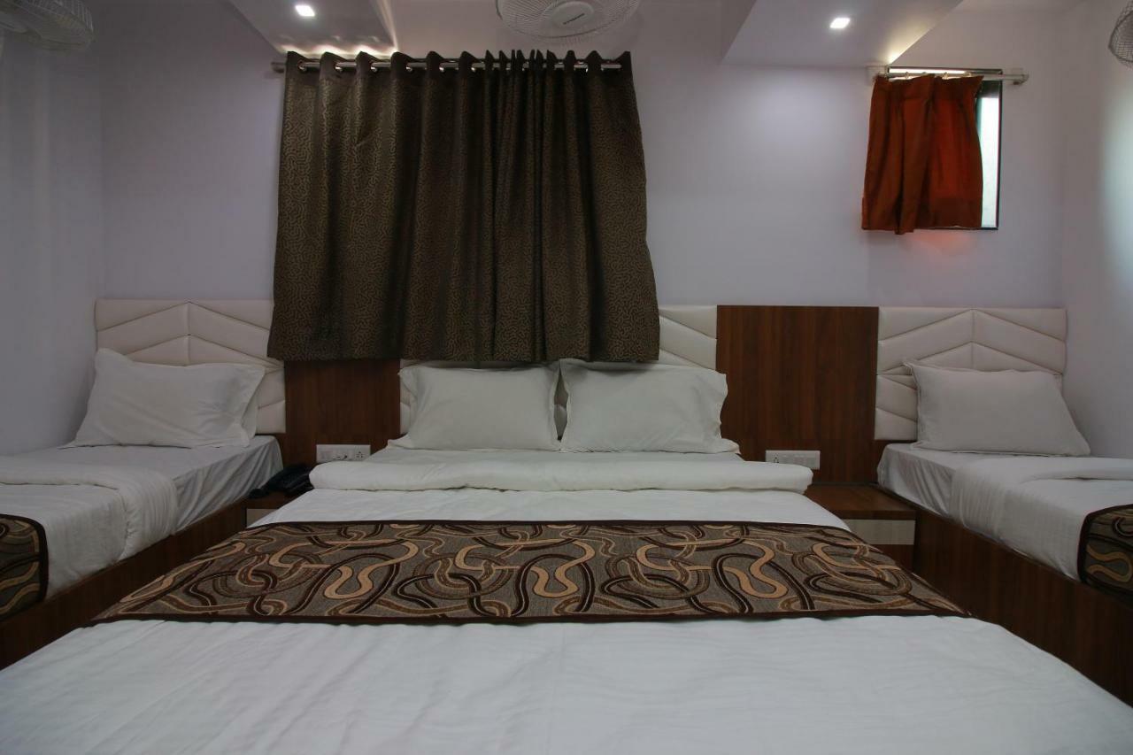 Hotel Apex Нави Мумбаи Экстерьер фото