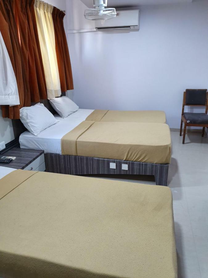 Hotel Apex Нави Мумбаи Экстерьер фото