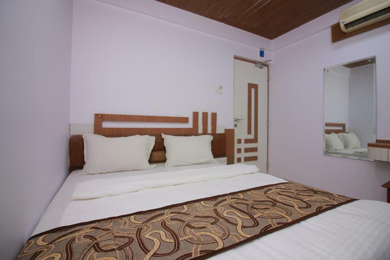 Hotel Apex Нави Мумбаи Экстерьер фото