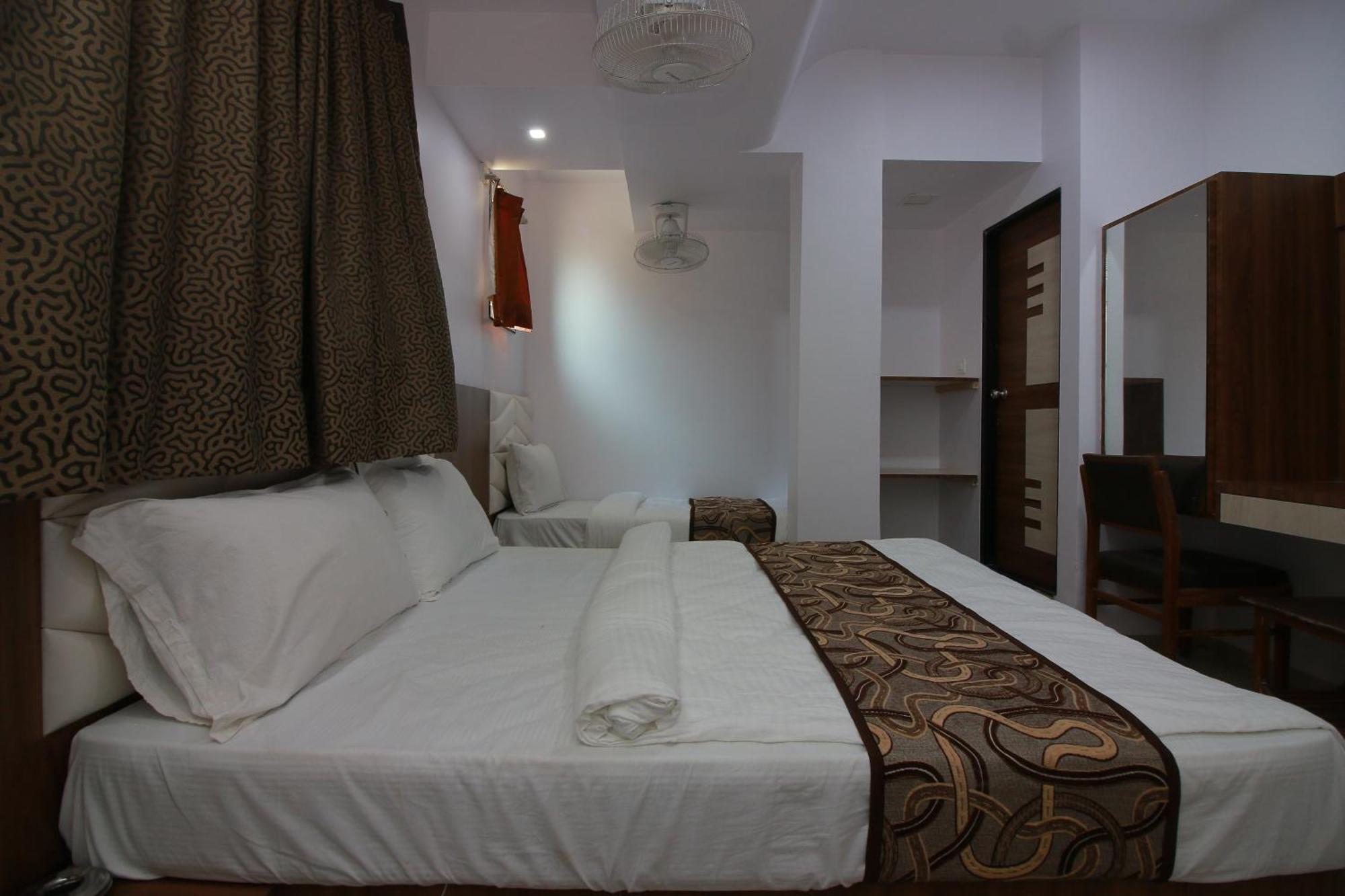 Hotel Apex Нави Мумбаи Экстерьер фото