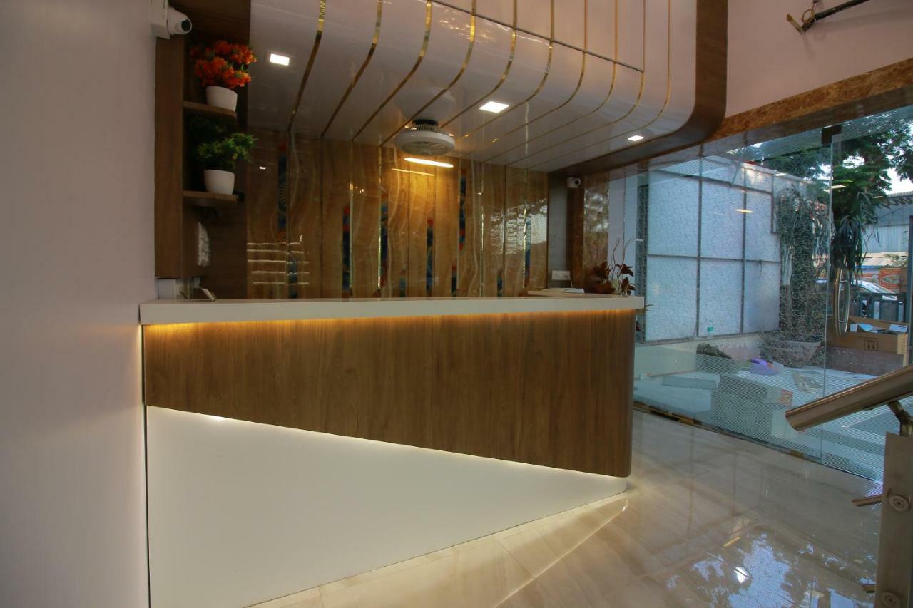 Hotel Apex Нави Мумбаи Экстерьер фото
